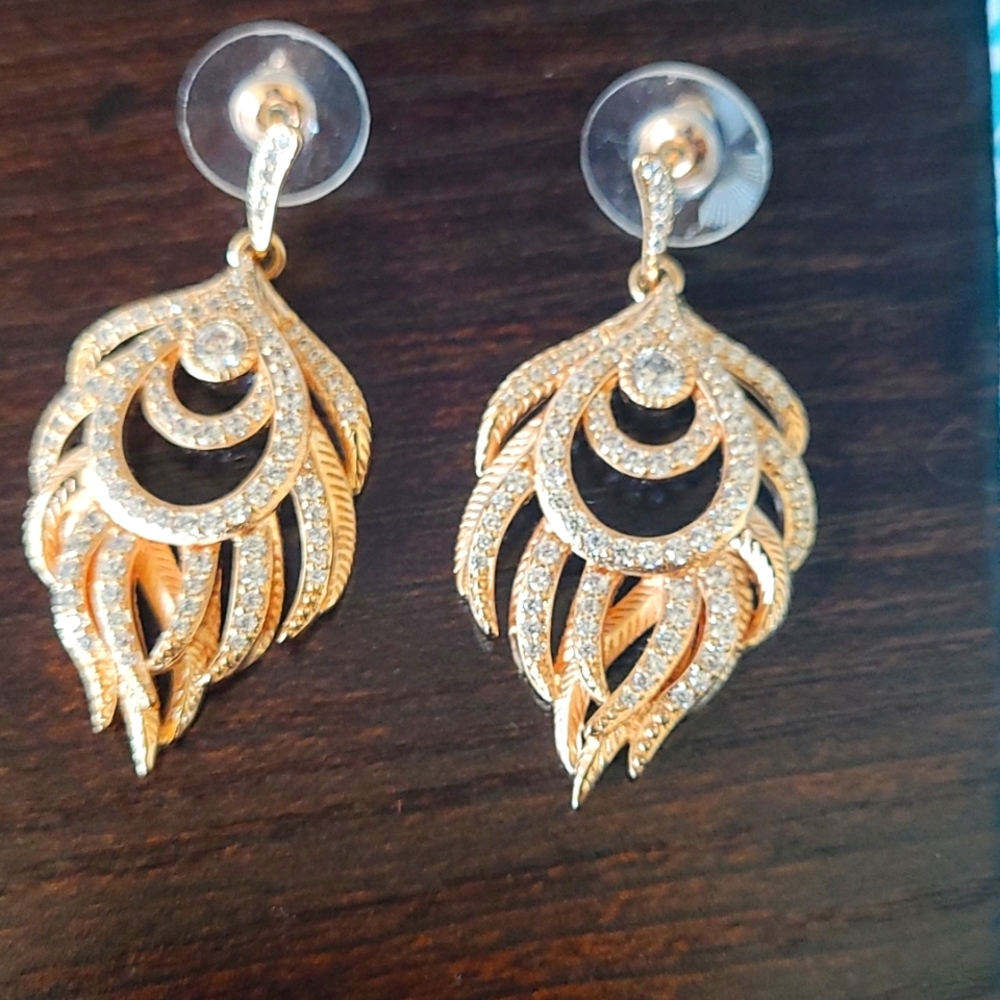Kendra Scott Emelia Earrings